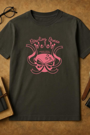 Bowling Queen Pink Design T-Shirt